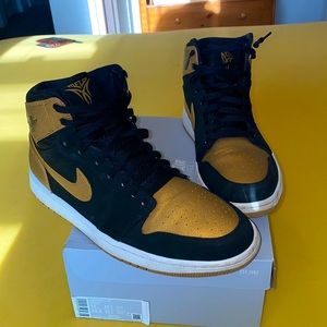 Air Jordan 1 Retro High Melo
